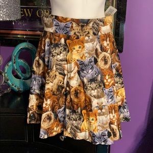 Retrolicious cat skirt. L